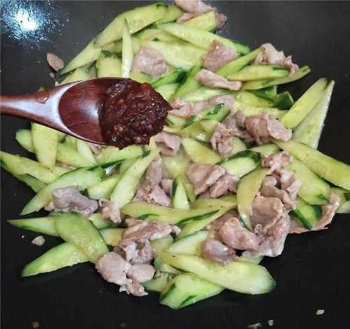 娱乐吃瓜酱手机的味道,揭秘娱乐吃瓜酱手机的独特味道 第3张 娱乐吃瓜酱手机的味道,揭秘娱乐吃瓜酱手机的独特味道 第3张